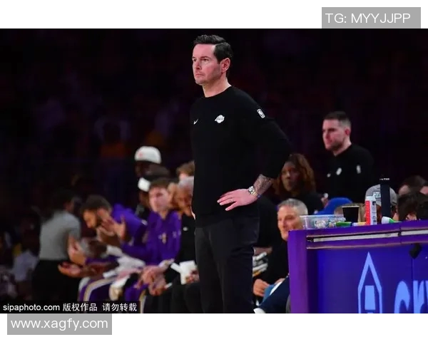 卢卡·东契奇的体能问题如何影响库珀·弗拉格的成长之路