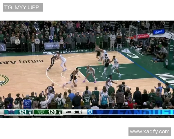 空接暴扣准绝杀！字母不足30分钟30+10+5 雄鹿逆转16分剑指前十